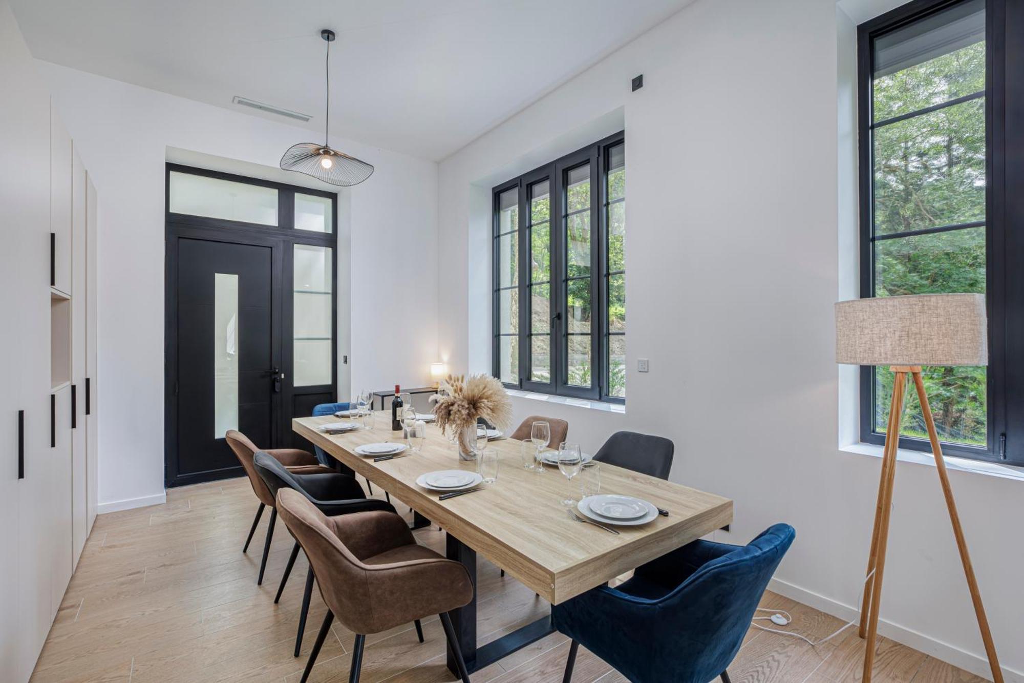 Apartment 1 - Grand Spacieux Dans Un Chateau Du 17eme Siecle, A 15min De Lyon Vourles